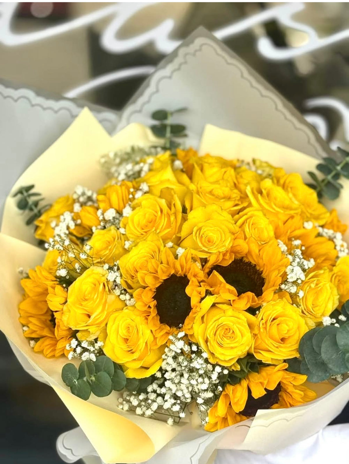 Golden Sunshine Bouquet – 24 Yellow Roses & Sunflowers – Kalas Events Inc, Orlando FL