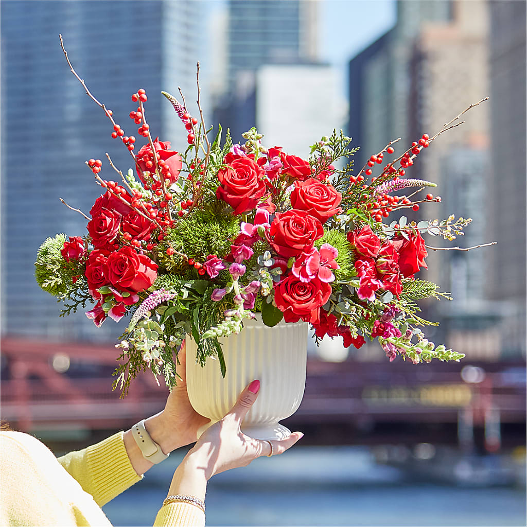 Big Red Bow Bouquet – Kalas Events Inc, Orlando FL