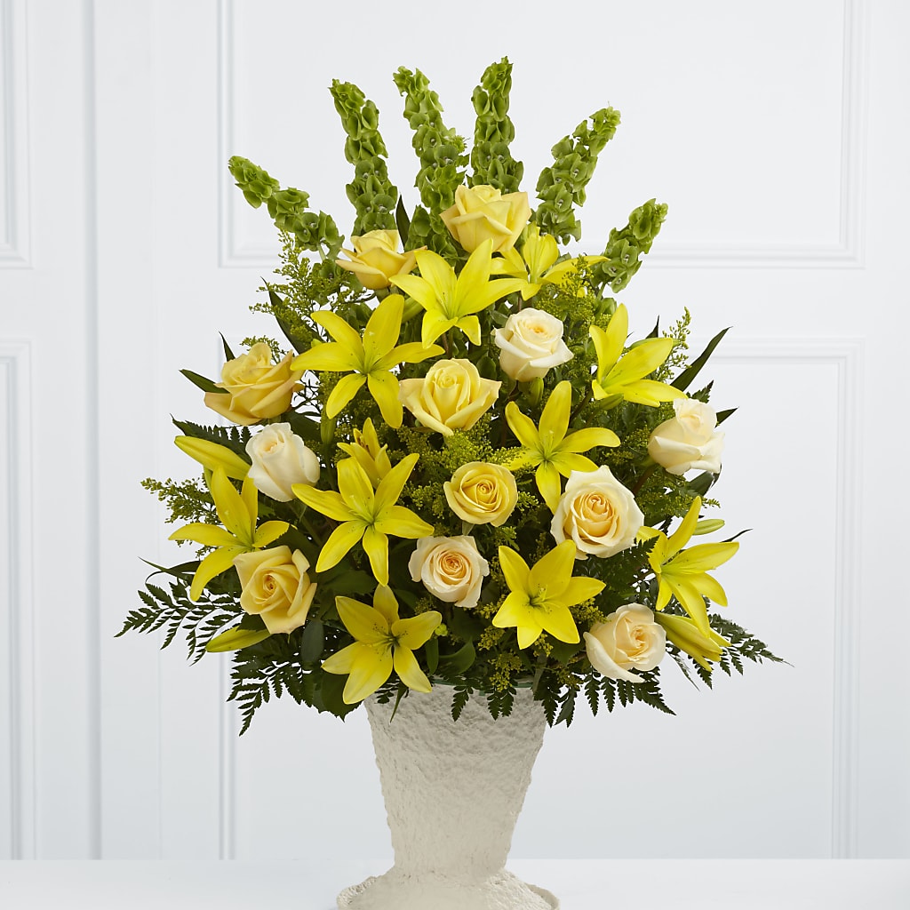 Golden Memories Arrangement – Kalas Events Inc, Orlando FL