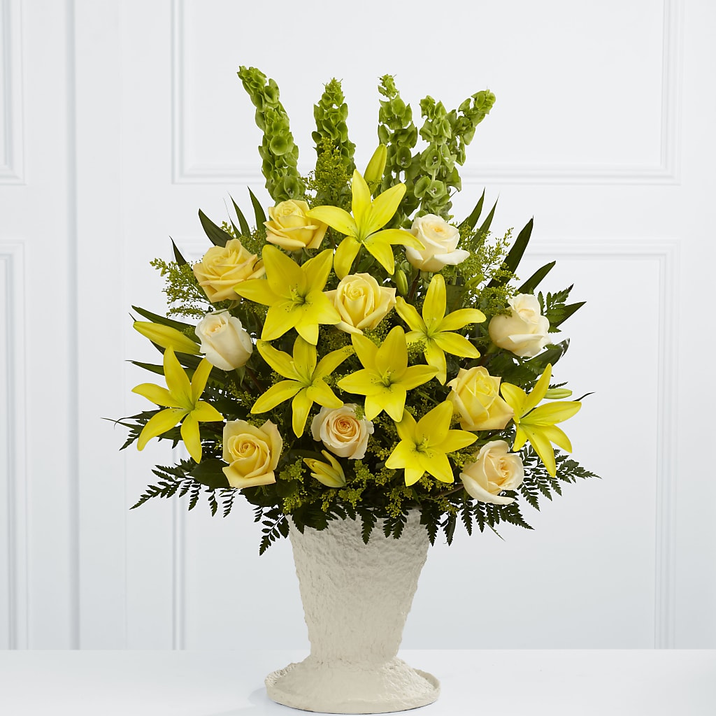 Golden Memories Arrangement – Kalas Events Inc, Orlando FL