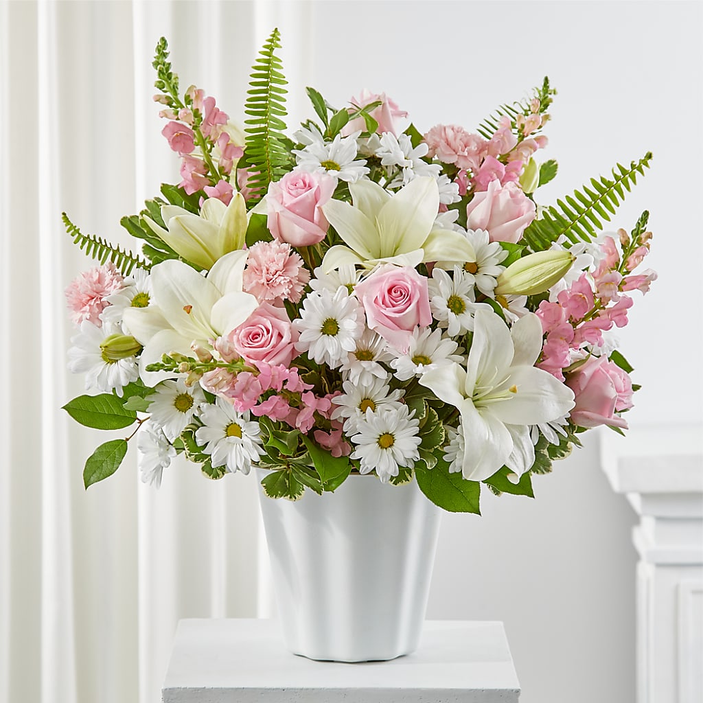 Soft Touch Tabletop Basket – Kalas Events Inc, Orlando FL