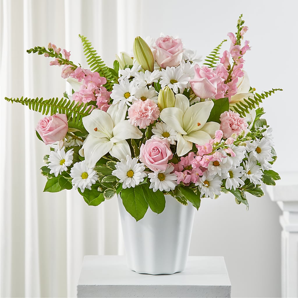 Soft Touch Tabletop Basket – Kalas Events Inc, Orlando FL