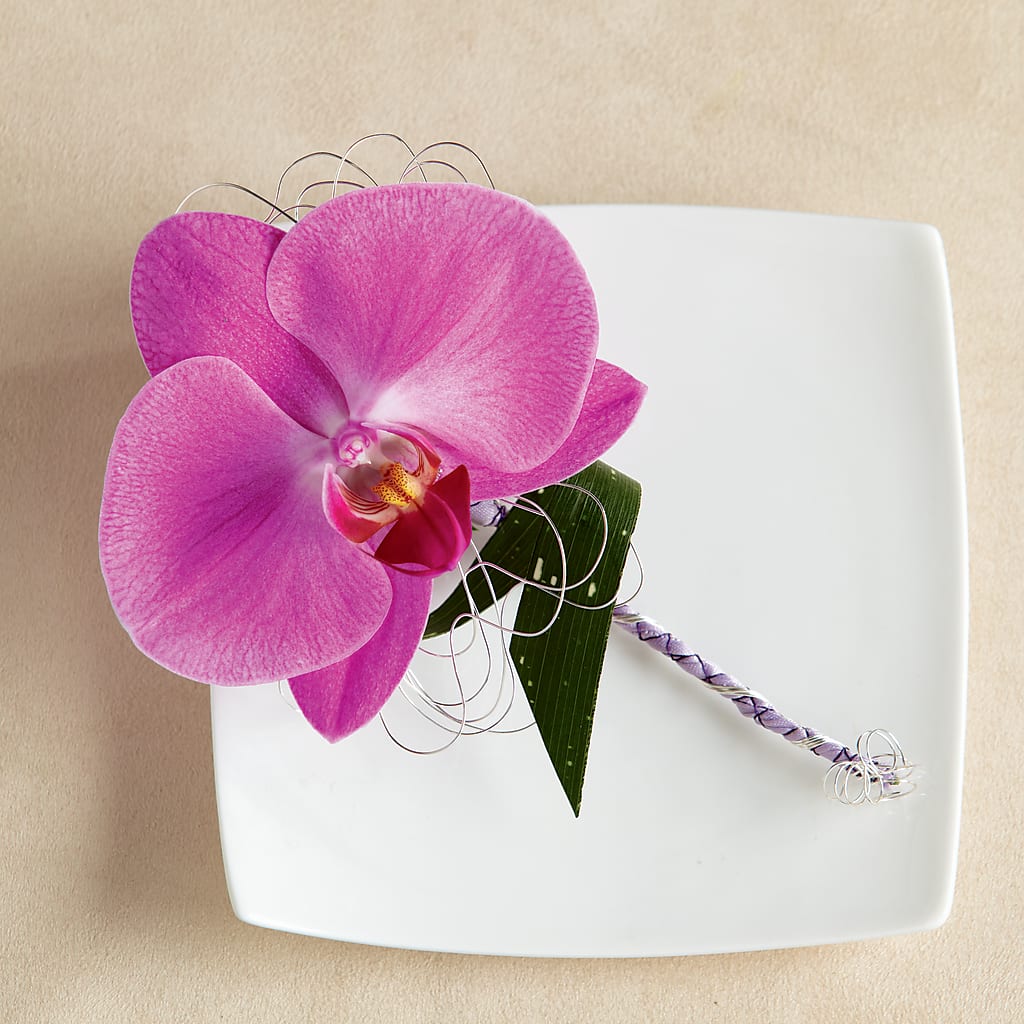 Glorious Boutonniere – Kalas Events Inc, Orlando FL