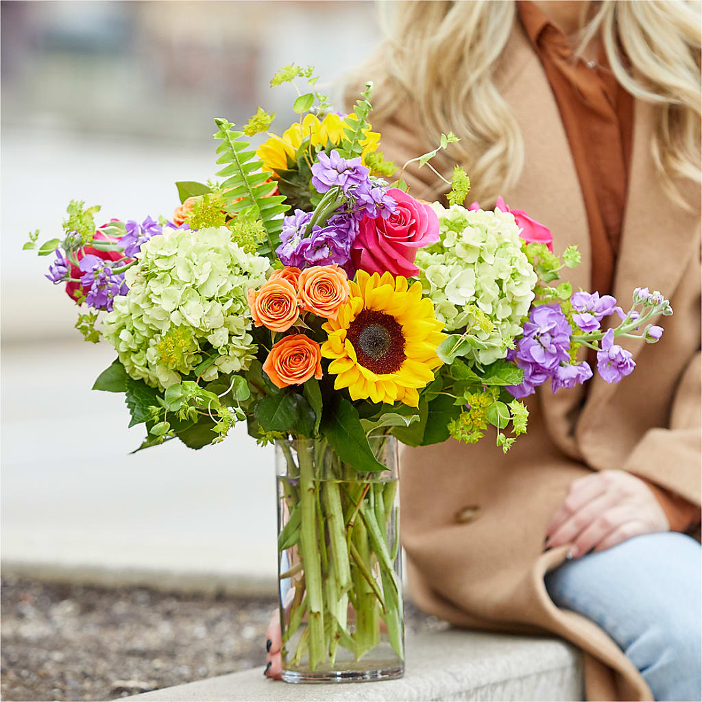 Vibrant Greetings Bouquet –  Kalas Events Inc, Orlando FL