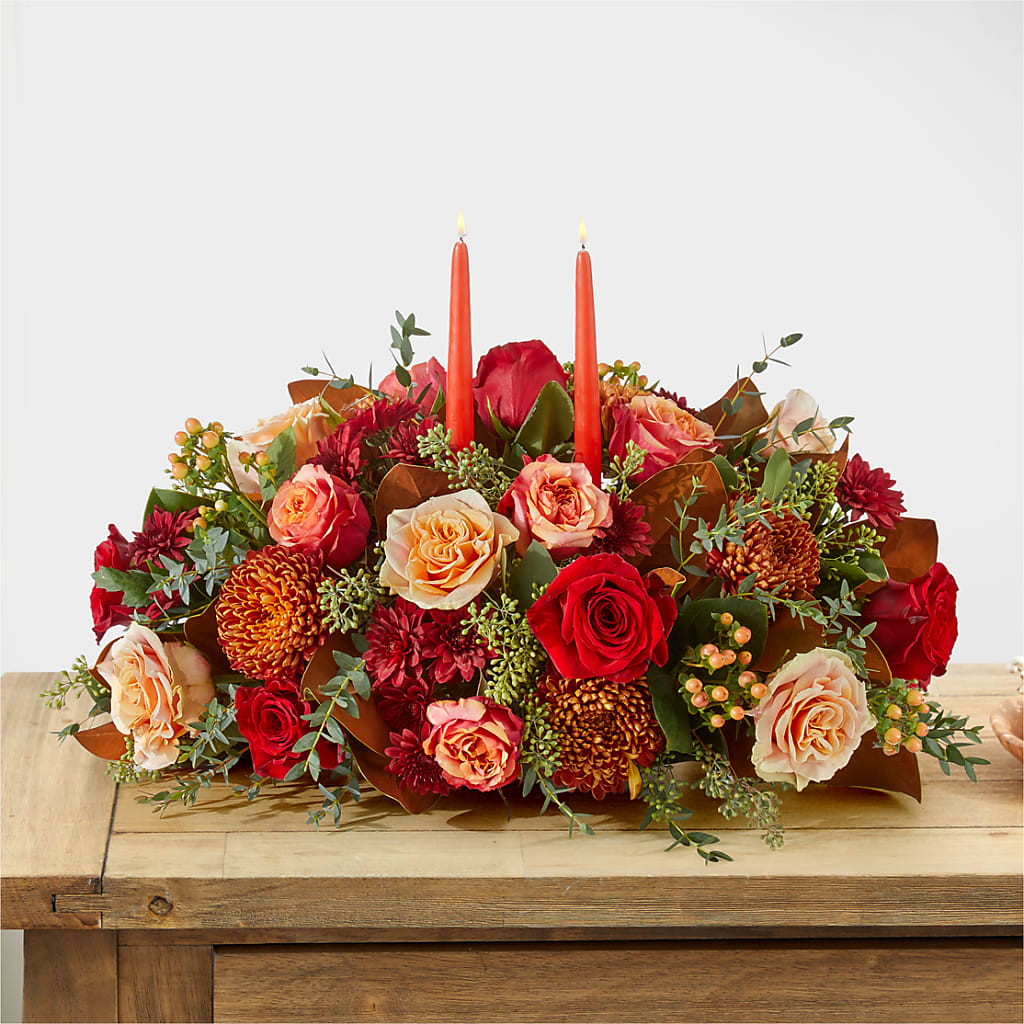 Gather Near Centerpiece –  Kalas Events Inc, Orlando FL