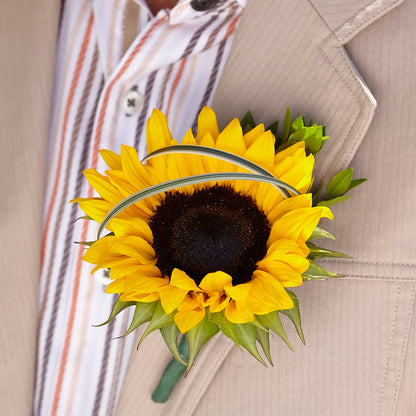 Free Spirit Boutonniere –  Kalas Events Inc, Orlando FL